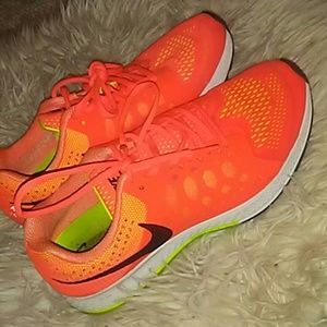 Women's Nike shoes